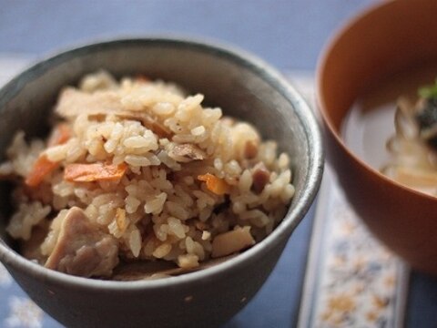 乾燥野菜を使って簡単！炊き込みご飯